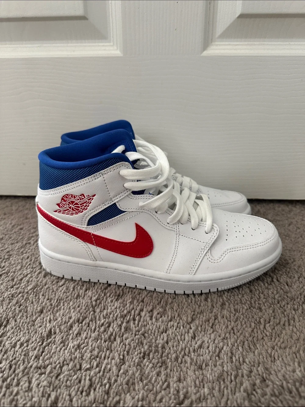 Air Jordan 1 Mid